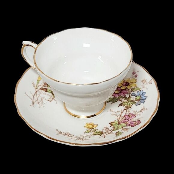 Vintage Rosina Bone China 4867 Vintage Teacup And Saucer Floral Made In England - Picture 5 of 10